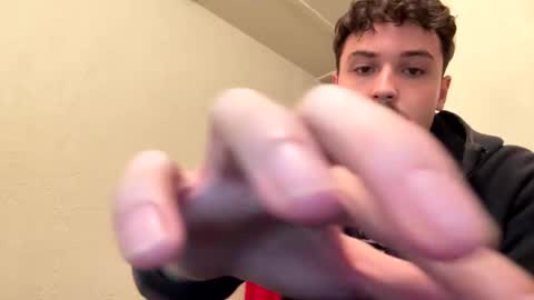 Snapshot of yungstudbev chatting on 09.10.25 yungstudbev online show from 09.10.25