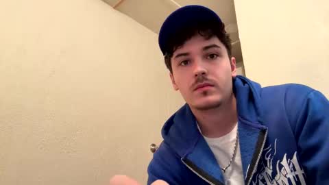 Snapshot of yungstudbev chatting on 10.06.25 yungstudbev online show from 10.06.25