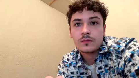 Snapshot of yungstudbev chatting on 10.07.25 yungstudbev online show from 10.07.25