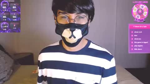 Snapshot of yuniorb chatting on 09.19.25 the puppy boy online show from 09.19.25