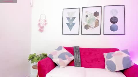 Yunna online show from 12.01.25