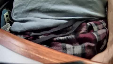 yuppers1234 online show from 09.17.25