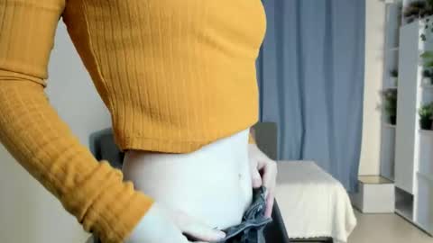 Alesia online show from 11.27.25