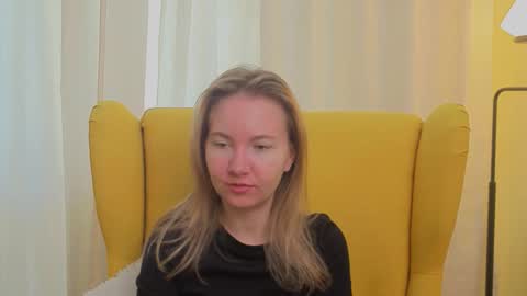 Snapshot of yuricazel chatting on 03.23.26 Alesia online show from 03.23.26