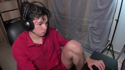 yurii_moody online show from 12.14.24