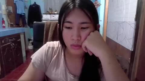 yuriyumixx_xoxo online show from 10.25.25