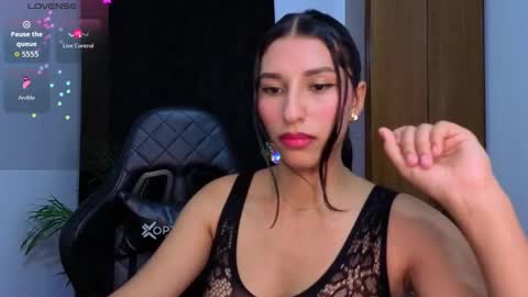 yuzii Im new to these pages so I hope you guys are kind to me. online show from 02.21.26