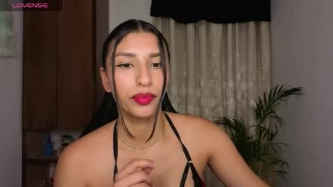 yuzii Im new to these pages so I hope you guys are kind to me. online show from 04.14.26