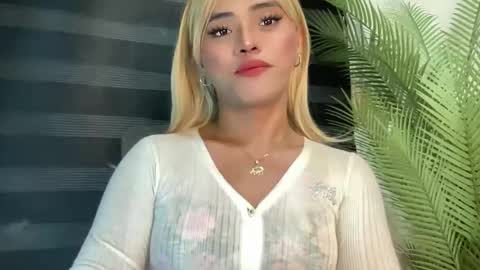 Miss Cali online show from 02.17.25