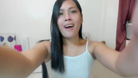 Yvonne online show from 01.09.26