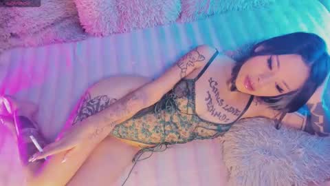 Snapshot of z_e_t_h_a chatting on 01.07.26 tazzie online show from 01.07.26