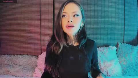 Snapshot of z_e_t_h_a chatting on 01.15.26 tazzie online show from 01.15.26