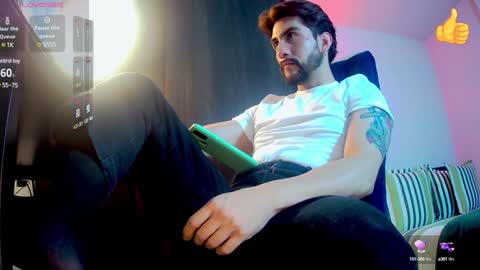 Snapshot of zac_dass chatting on 12.12.24 ZAC online show from 12.12.24