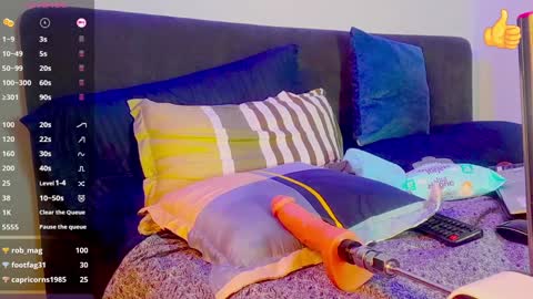 Snapshot of zac_dass chatting on 01.01.25 ZAC online show from 01.01.25