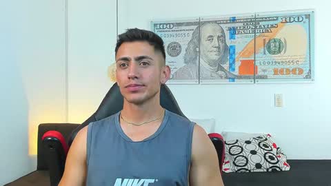 Snapshot of zachpri20 chatting on 12.18.24 zachpri20 online show from 12.18.24