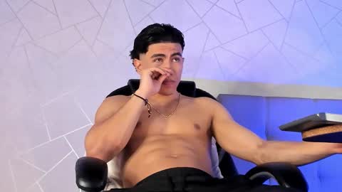 Snapshot of zack_conor chatting on 02.10.26 zack conor online show from 02.10.26