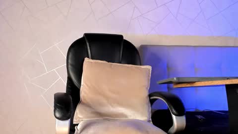 Snapshot of zack_conor chatting on 02.11.26 zack conor online show from 02.11.26