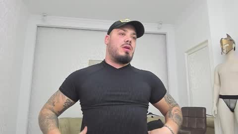 Snapshot of zackconnorsx chatting on 12.22.24 Zack online show from 12.22.24