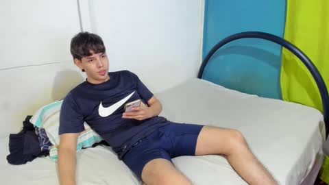 Snapshot of zackmontiel07 chatting on 10.23.25 ZackMontiel07 online show from 10.23.25