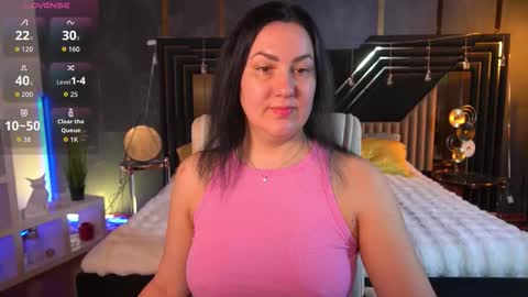 Snapshot of zafiramoonn chatting on 03.25.26 Zafiramoonn online show from 03.25.26