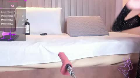 Zafiro online show from 02.03.26