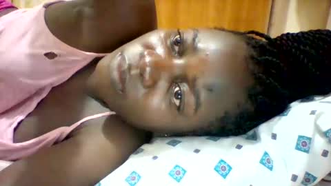 Snapshot of zainxxxx chatting on 02.05.25 zainxxxx online show from 02.05.25