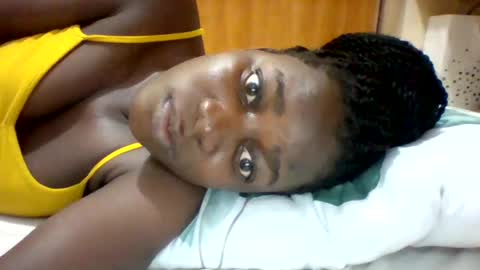 Snapshot of zainxxxx chatting on 02.13.25 zainxxxx online show from 02.13.25