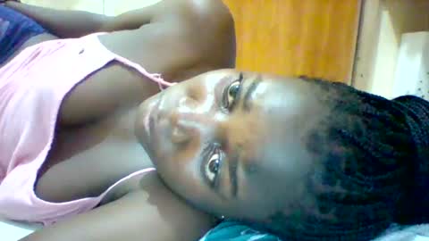 Snapshot of zainxxxx chatting on 03.04.25 zainxxxx online show from 03.04.25