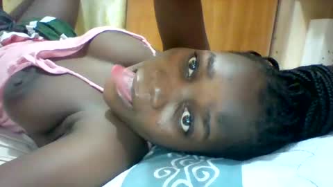 Snapshot of zainxxxx chatting on 03.07.25 zainxxxx online show from 03.07.25