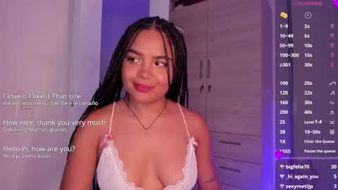 Snapshot of zaira_montero chatting on 01.12.26 Zaira online show from 01.12.26