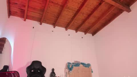 Zaira online show from 01.07.26