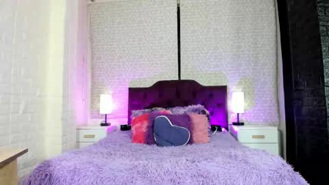 Snapshot of zamara_kleii chatting on 11.05.25 Zamara Kleii online show from 11.05.25