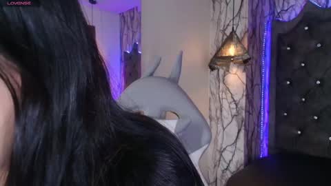   online show from 10.06.25