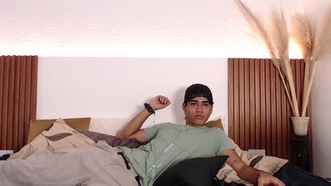 Zander online show from 12.21.24