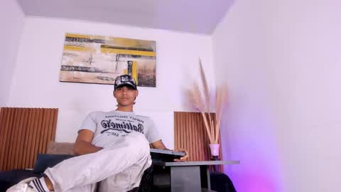 Zander online show from 11.11.25