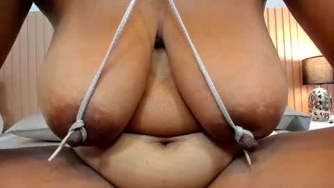 zara lopez online show from 09.12.25