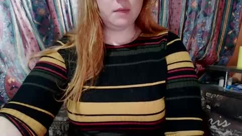 Snapshot of zara_red chatting on 01.24.25 Kate. if im not here im here foxy red333 online show from 01.24.25