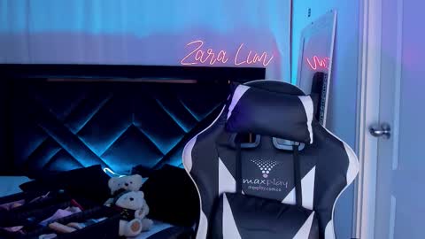 Zara Lim  online show from 11.14.25