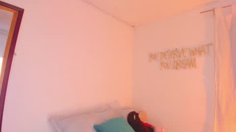   online show from 09.18.25