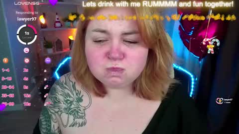 Snapshot of zarareign_ chatting on 02.14.25 Lola online show from 02.14.25