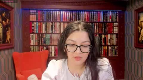 Snapshot of zarifabevi chatting on 11.08.25 Zarifa online show from 11.08.25