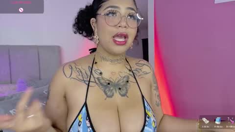 Snapshot of zaya_1 chatting on 11.17.25 zaya_1 online show from 11.17.25