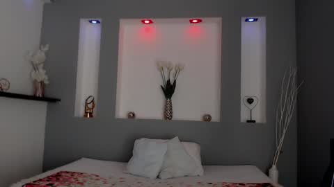 Karolyne online show from 02.24.25