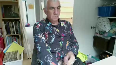 zeep16 online show from 10.18.25