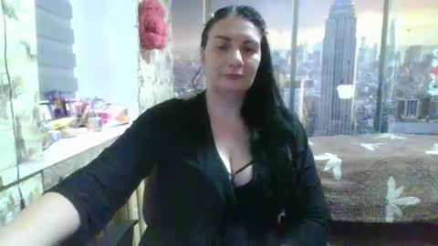 Snapshot of zefirkaaxe chatting on 01.18.25 ZefirkaAxe online show from 01.18.25