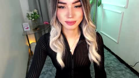 zelainalovetocum online show from 02.03.25