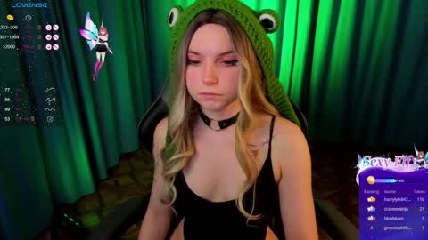 Snapshot of zelda_1 chatting on 01.12.25 Zelda online show from 01.12.25