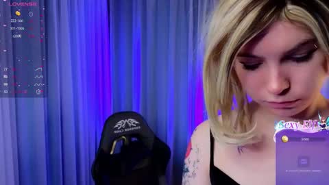 Snapshot of zelda_1 chatting on 03.08.25 Zelda online show from 03.08.25