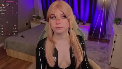 Snapshot of zelda_1 chatting on 11.16.25 Zelda online show from 11.16.25