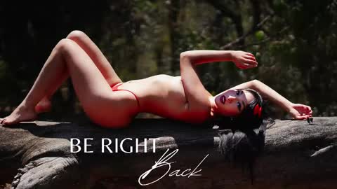 Zendaya online show from 02.14.25